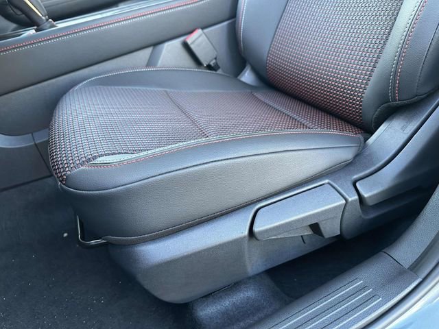 New 2026 Nissan Kicks SR image 15