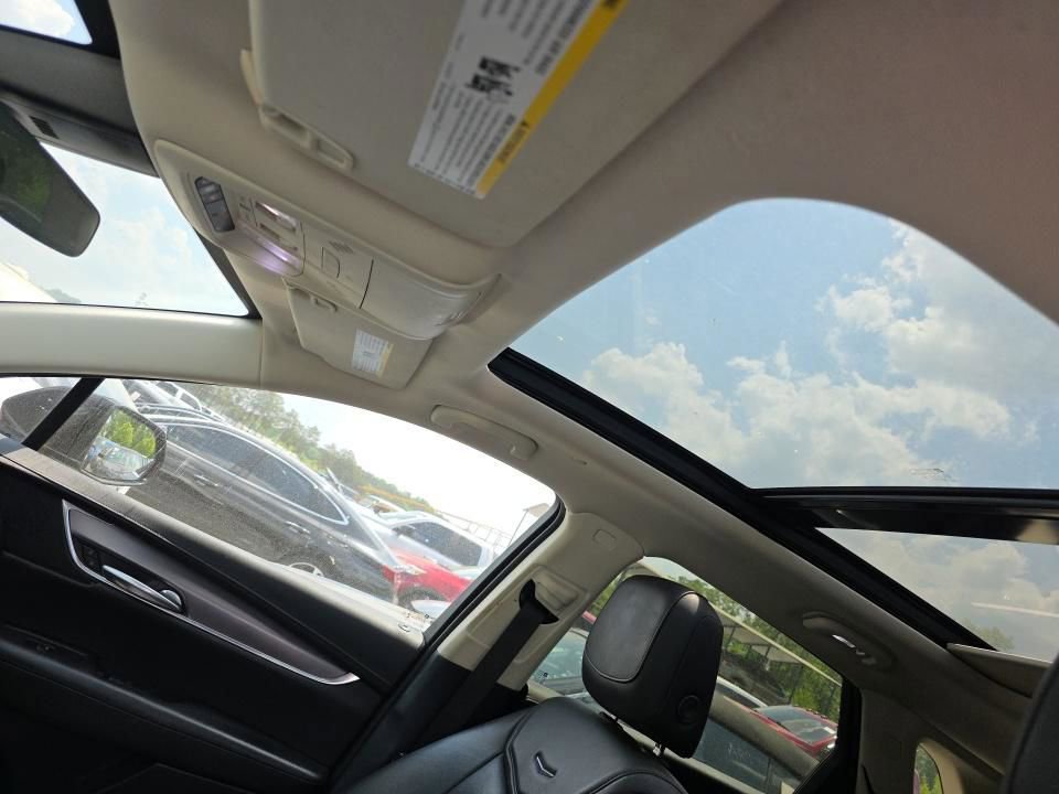 Used 2019 Cadillac XT5 Luxury FWD image 6