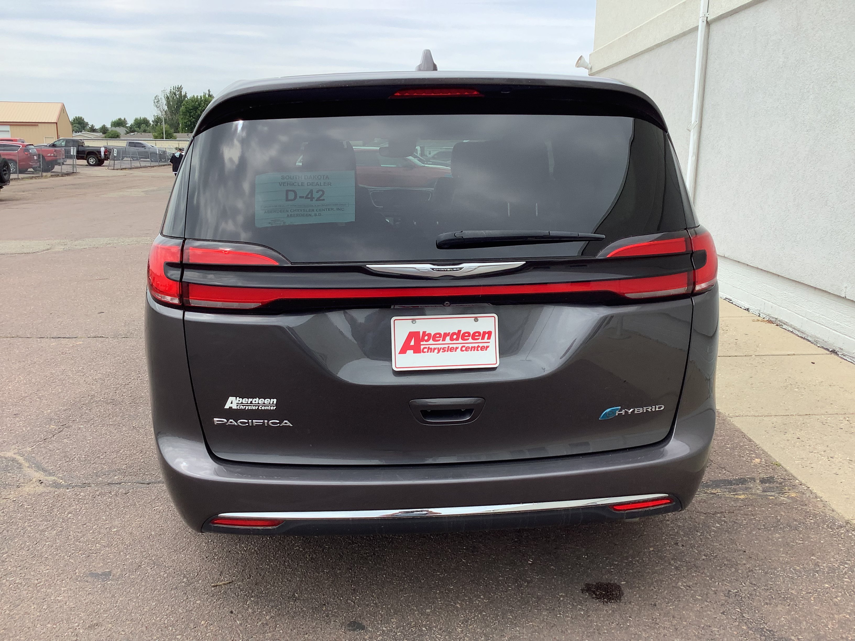 Used 2022 Chrysler Pacifica Touring-L FWD image 6