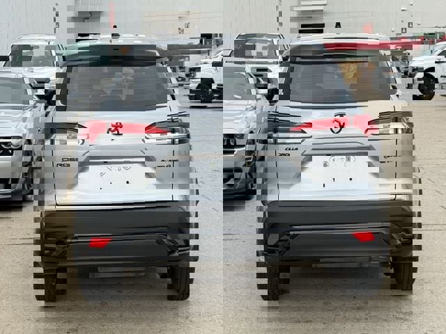Used 2025 Toyota Corolla Cross AWD Hybrid image 5