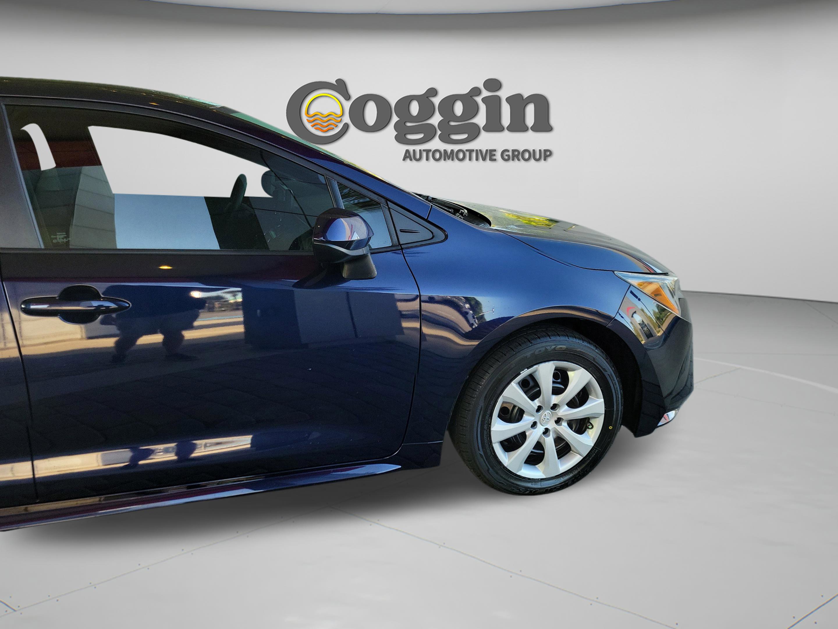 Used 2022 Toyota Corolla LE FWD image 31