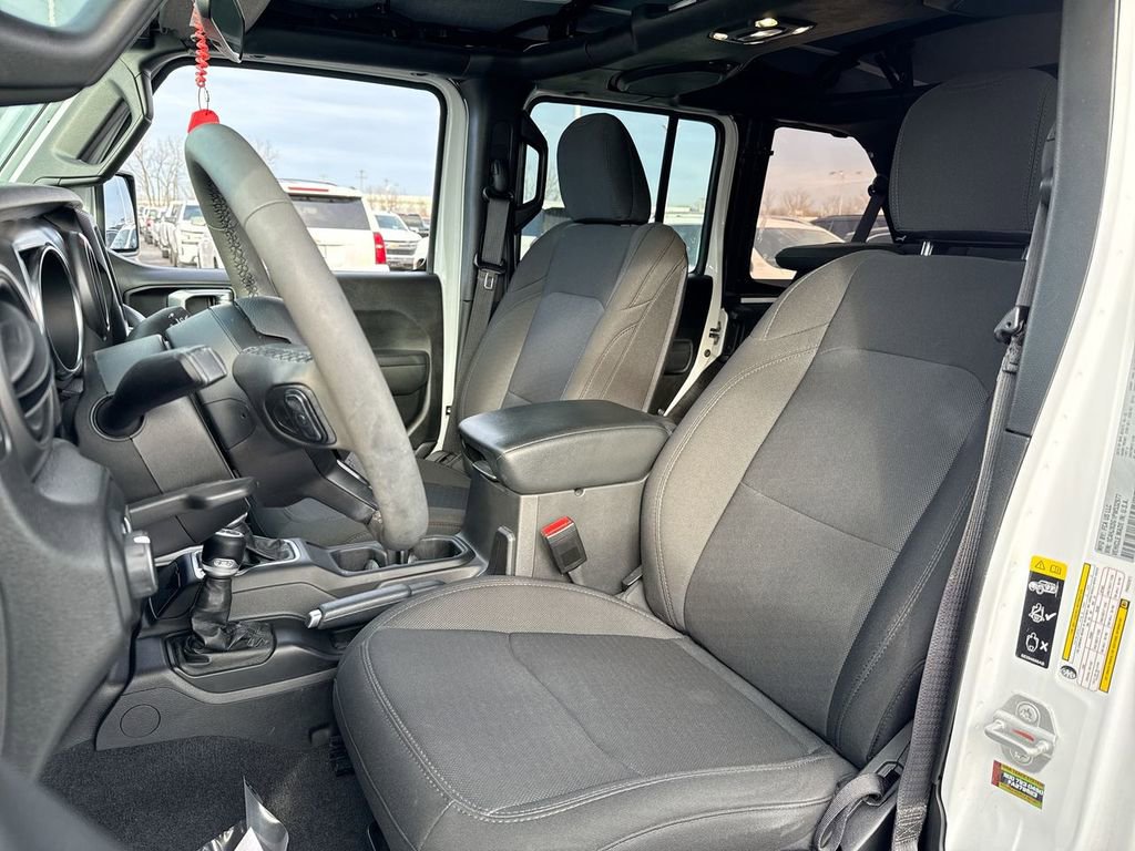 Used 2023 Jeep Wrangler Sport S image 11