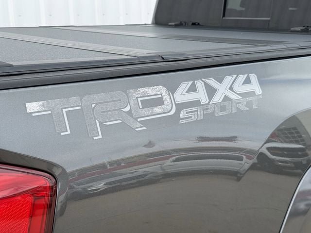 Used 2019 Toyota Tacoma TRD Sport w/ Technology Package image 9