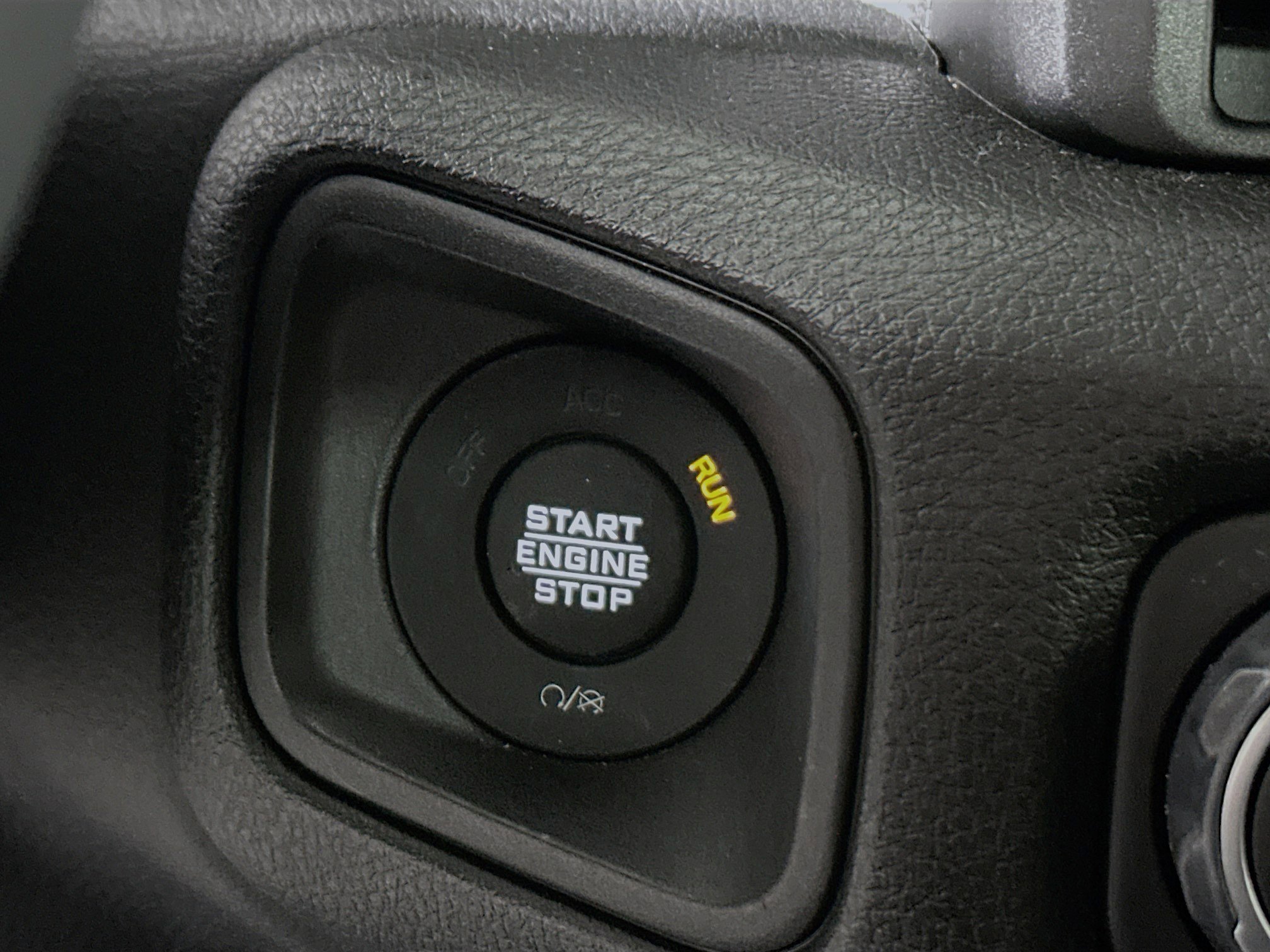 Used 2024 Jeep Wrangler Sport S image 19