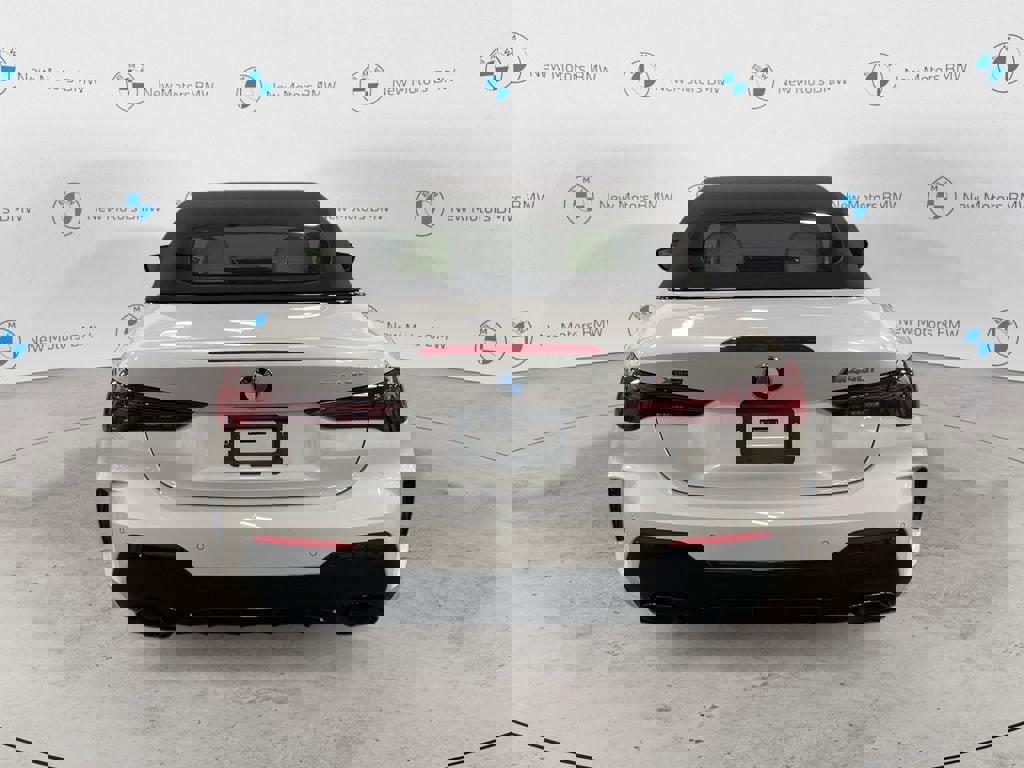 New 2026 BMW 440i xDrive Convertible image 4