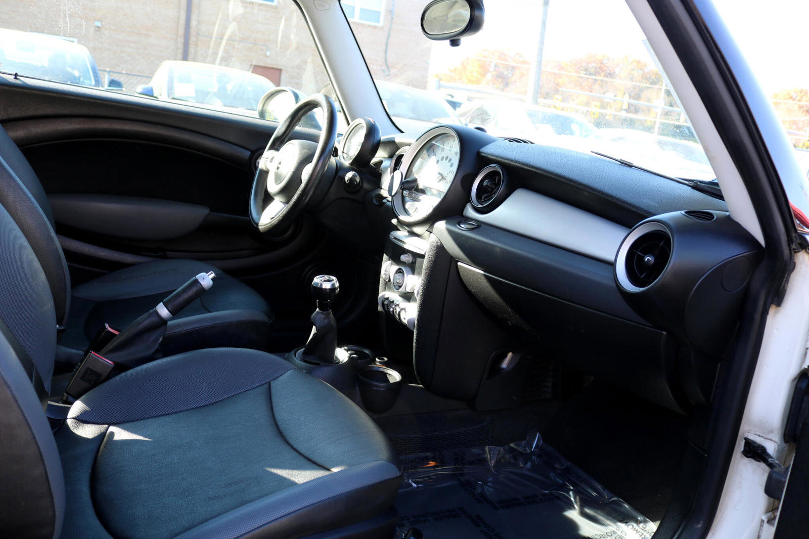 Used 2009 MINI Cooper Hardtop image 25