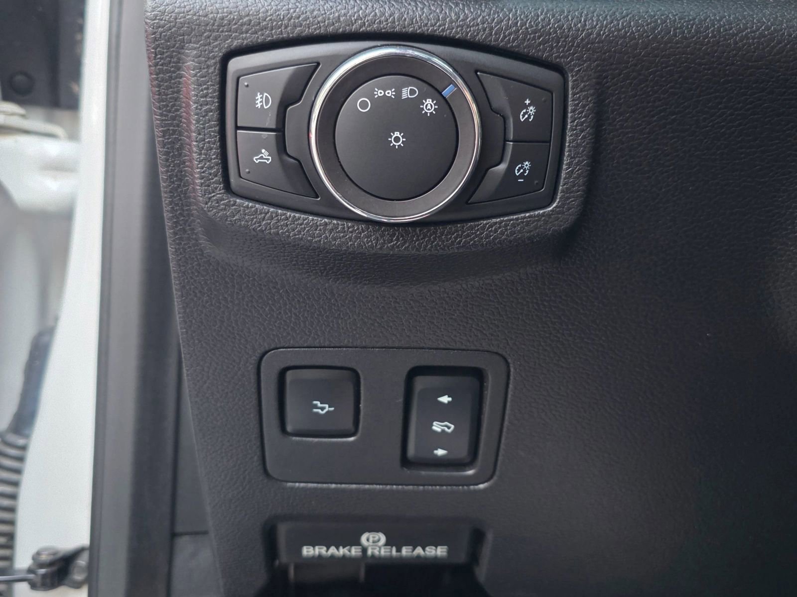 Used 2018 Ford F250 Lariat w/ Lariat Ultimate Package image 15