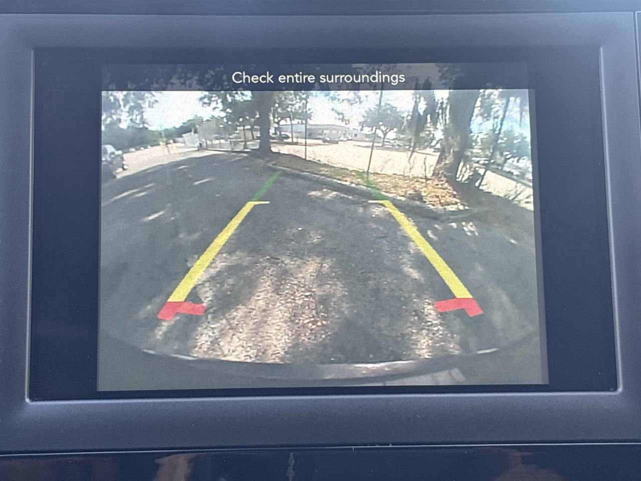 Used 2021 Chrysler Voyager LX image 21