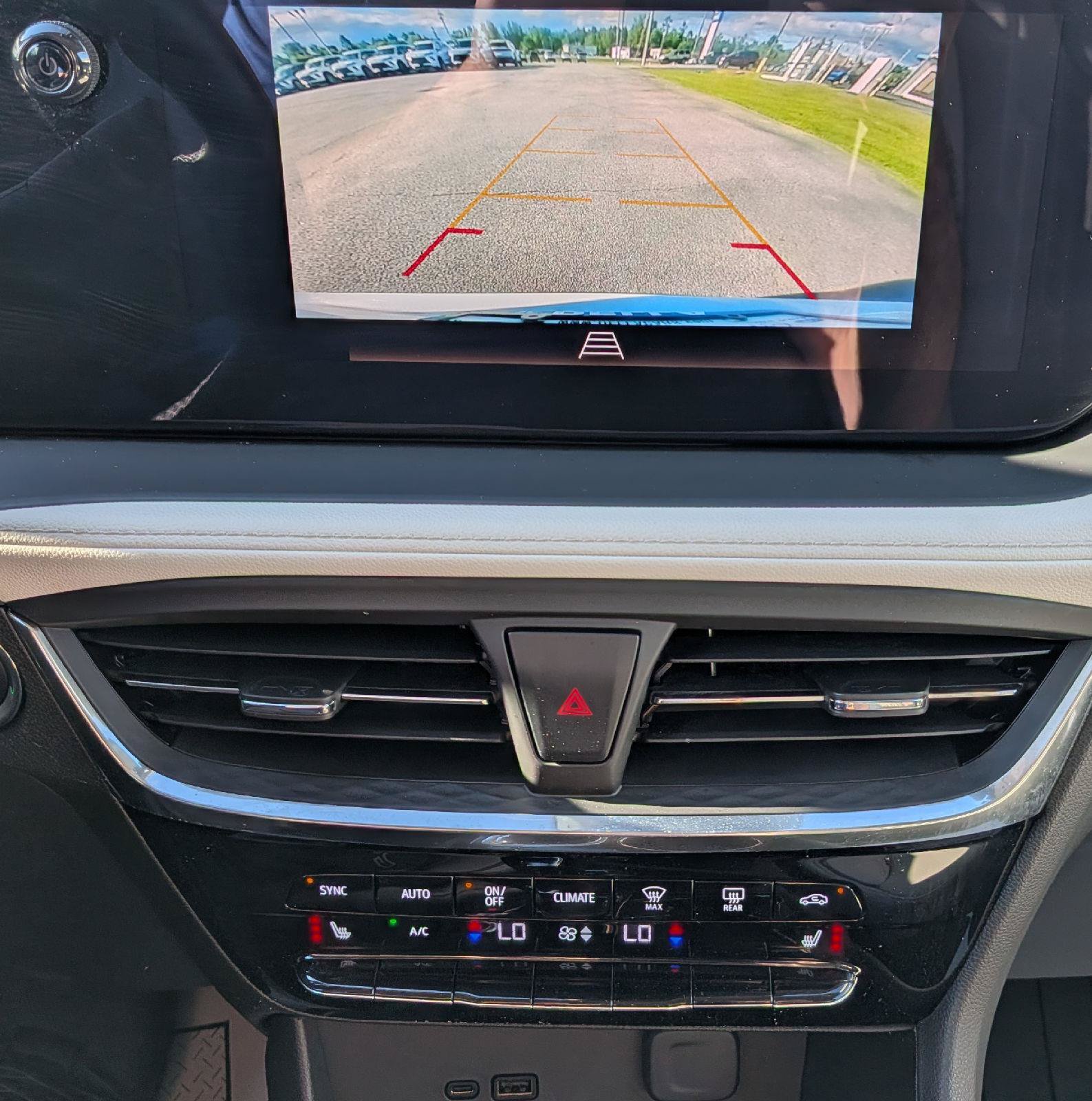 Certified 2024 Buick Encore GX Avenir w/ Avenir Convenience Package AWD/4WD image 18