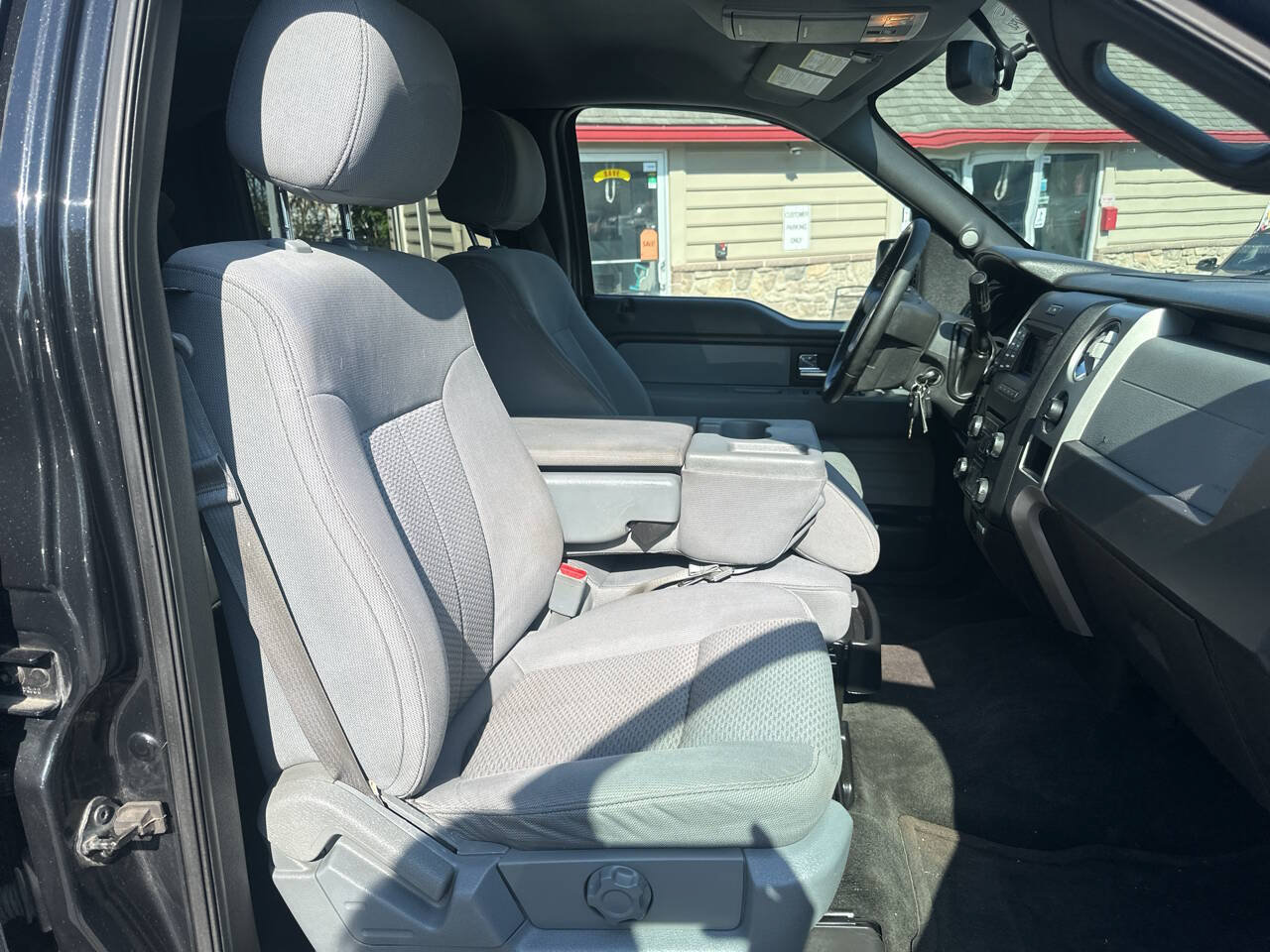 Used 2014 Ford F150 XLT w/ XLT Chrome Package AWD/4WD image 10