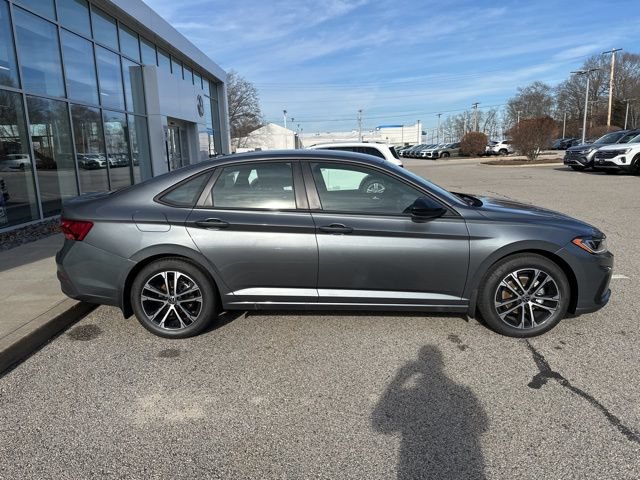 New 2026 Volkswagen Jetta Sport FWD image 8