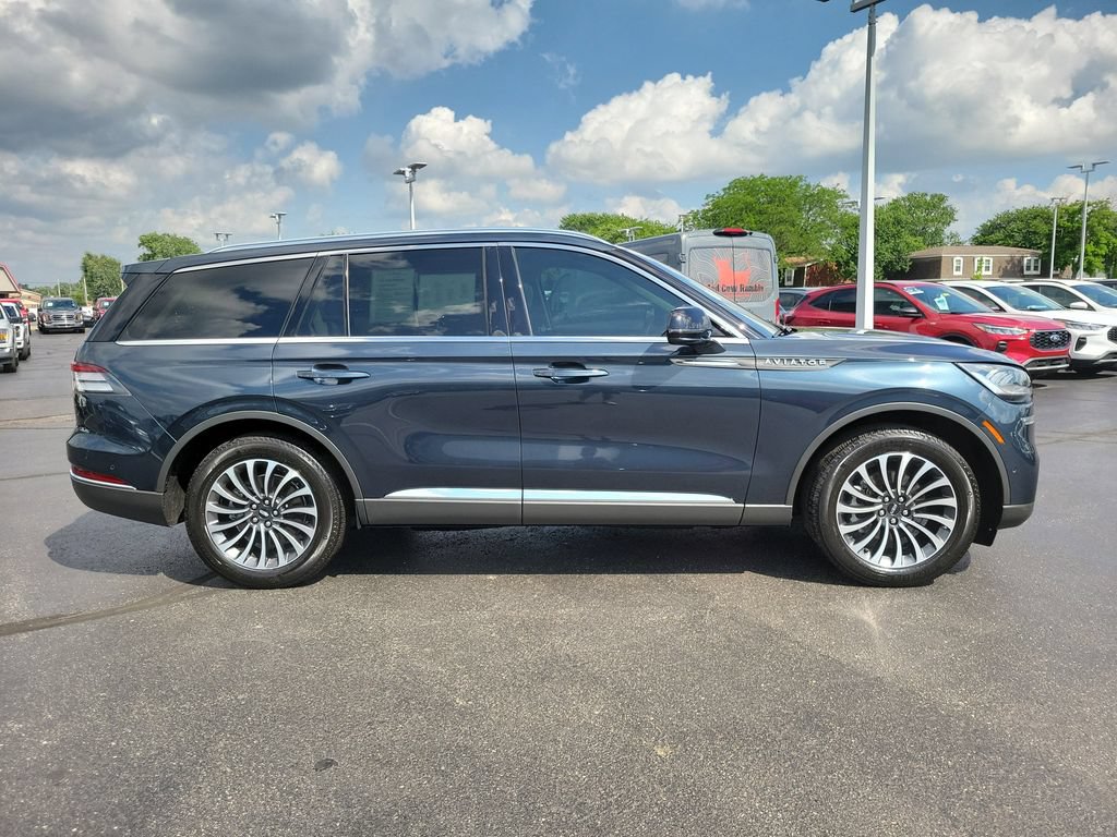 Certified 2024 Lincoln Aviator Reserve w/ Equipment Group 201A AWD/4WD image 3