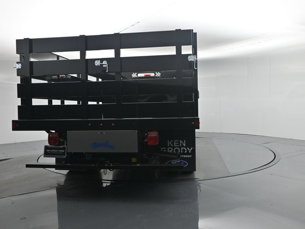 New 2026 Ford F350 XL w/ XL Chrome Package RWD image 44