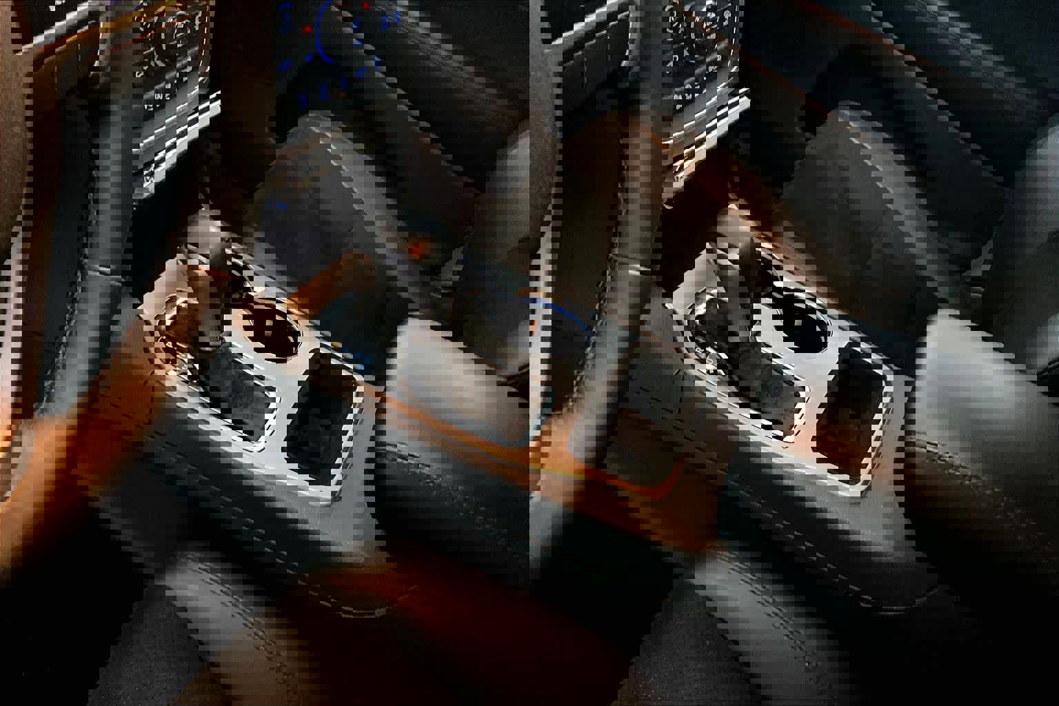 Used 2018 Jeep Grand Cherokee Altitude AWD/4WD image 15