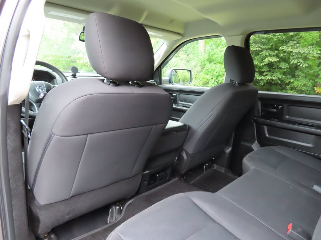 Used 2019 RAM 1500 Express w/ Wheel & Sound Group AWD/4WD image 29