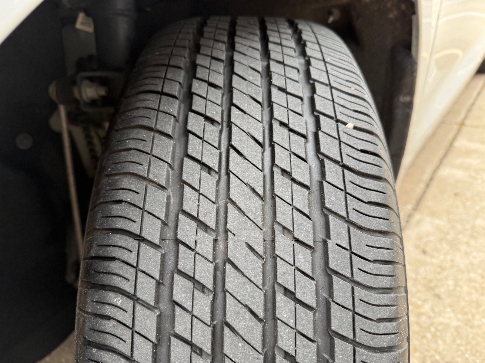 Used 2024 Chrysler Pacifica Touring-L image 29