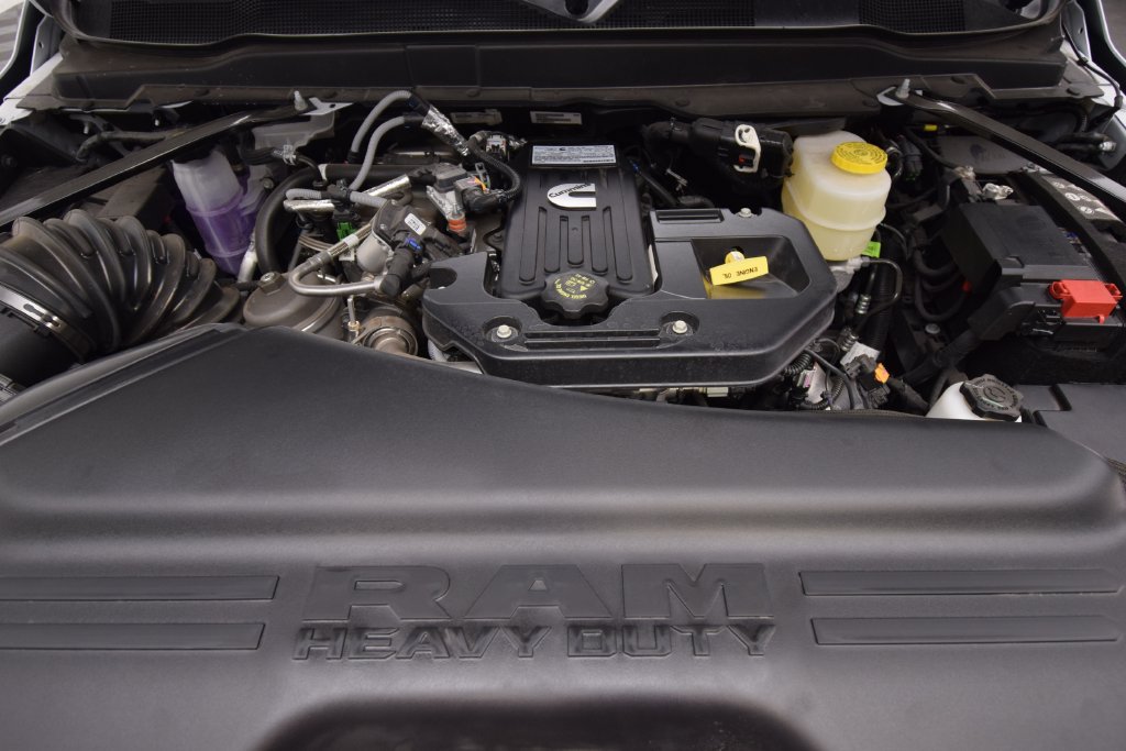 New 2026 RAM 3500 Tradesman AWD/4WD image 17