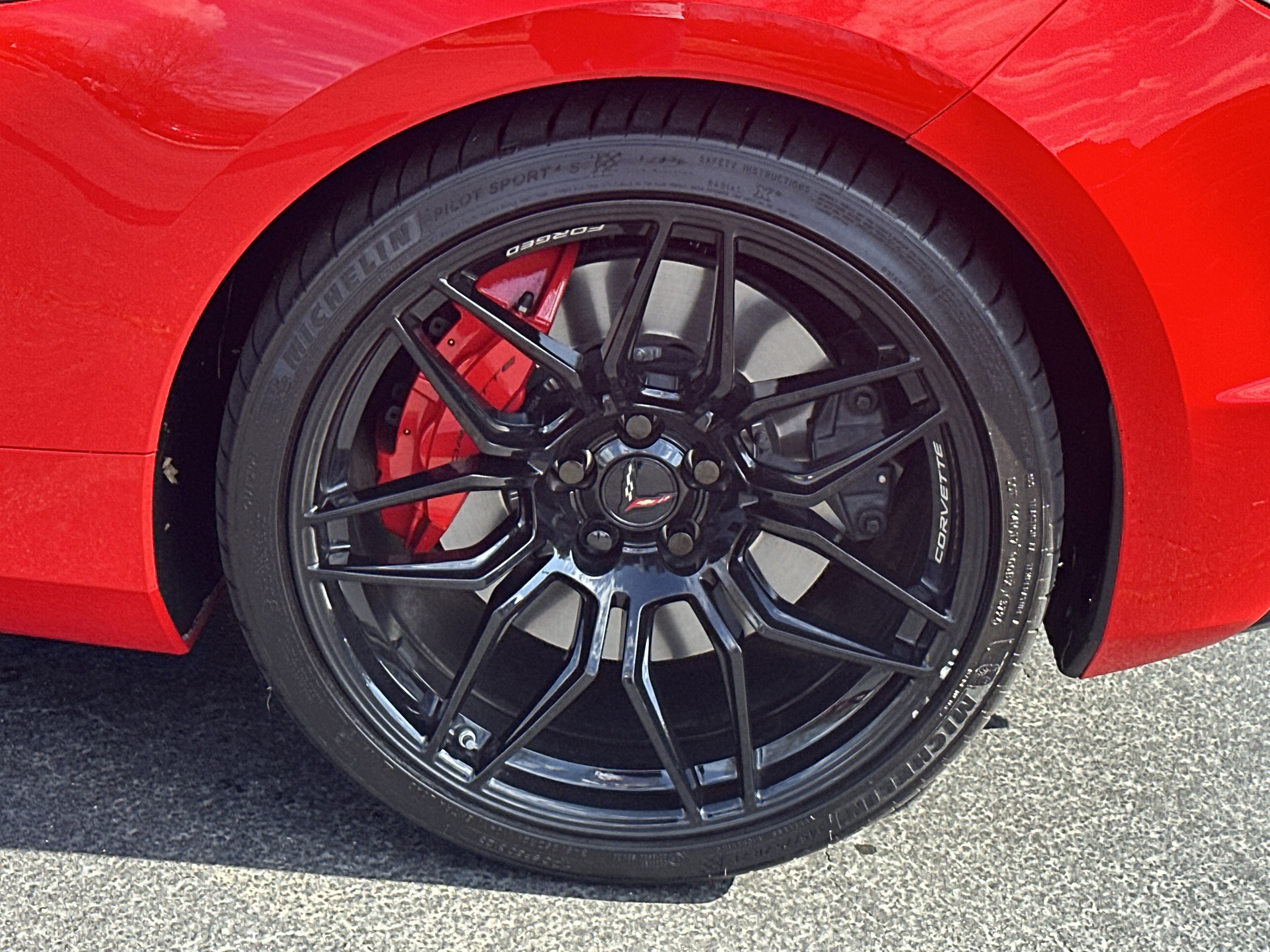 Used 2025 Chevrolet Corvette Z06 image 17