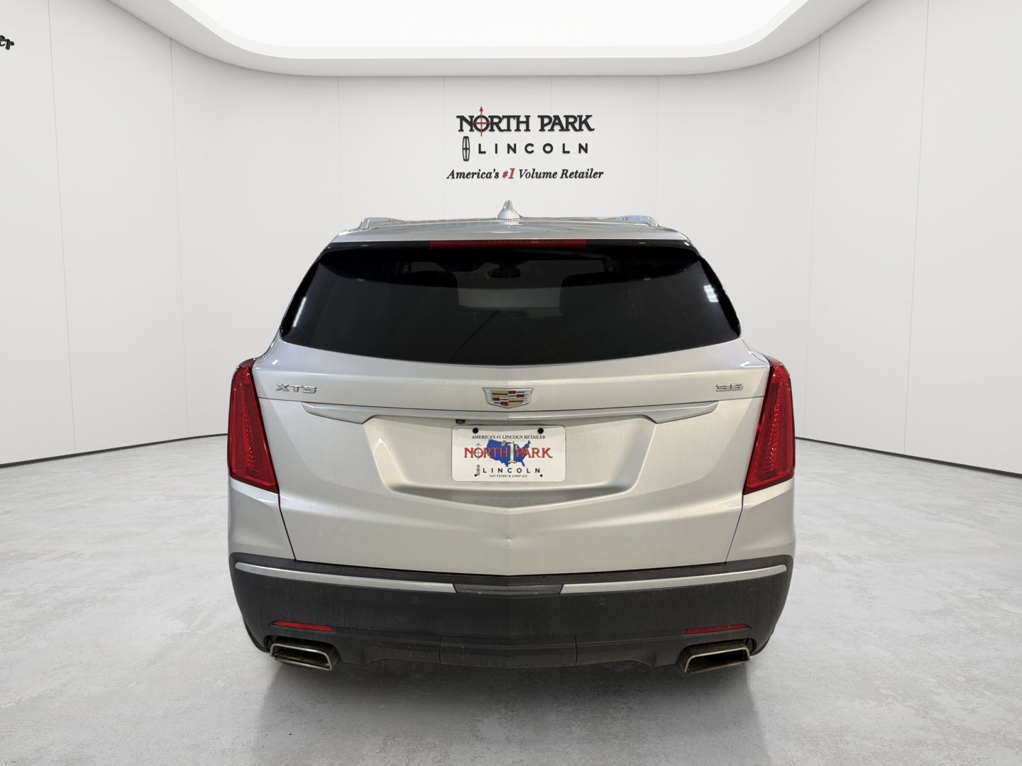Used 2019 Cadillac XT5 Luxury FWD image 4