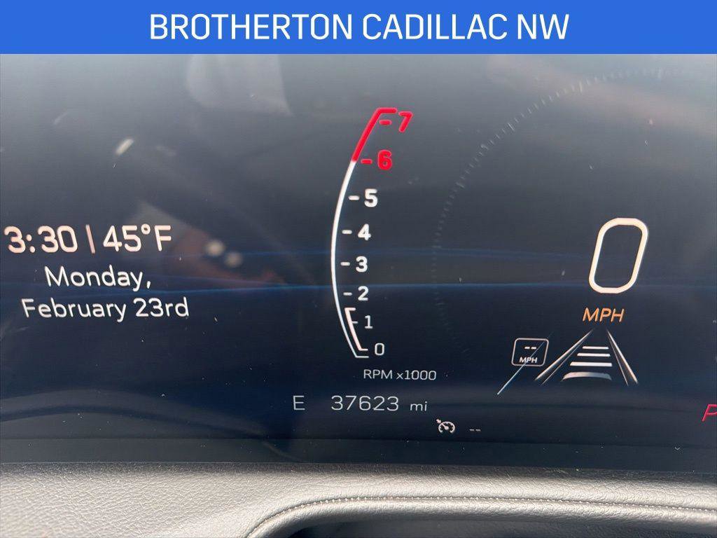 Certified 2024 Cadillac XT4 Premium Luxury image 11