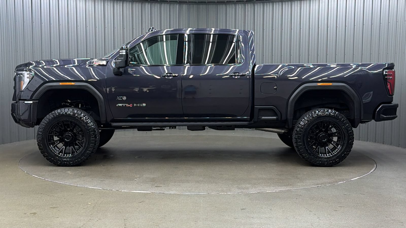 Used 2026 GMC Sierra 2500 AT4 w/ AT4 Premium Plus Package AWD/4WD image 2