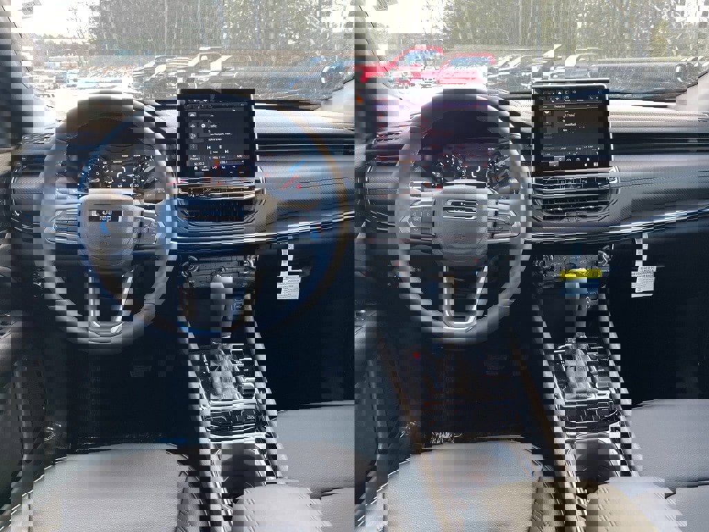 New 2026 Jeep Compass Limited image 17