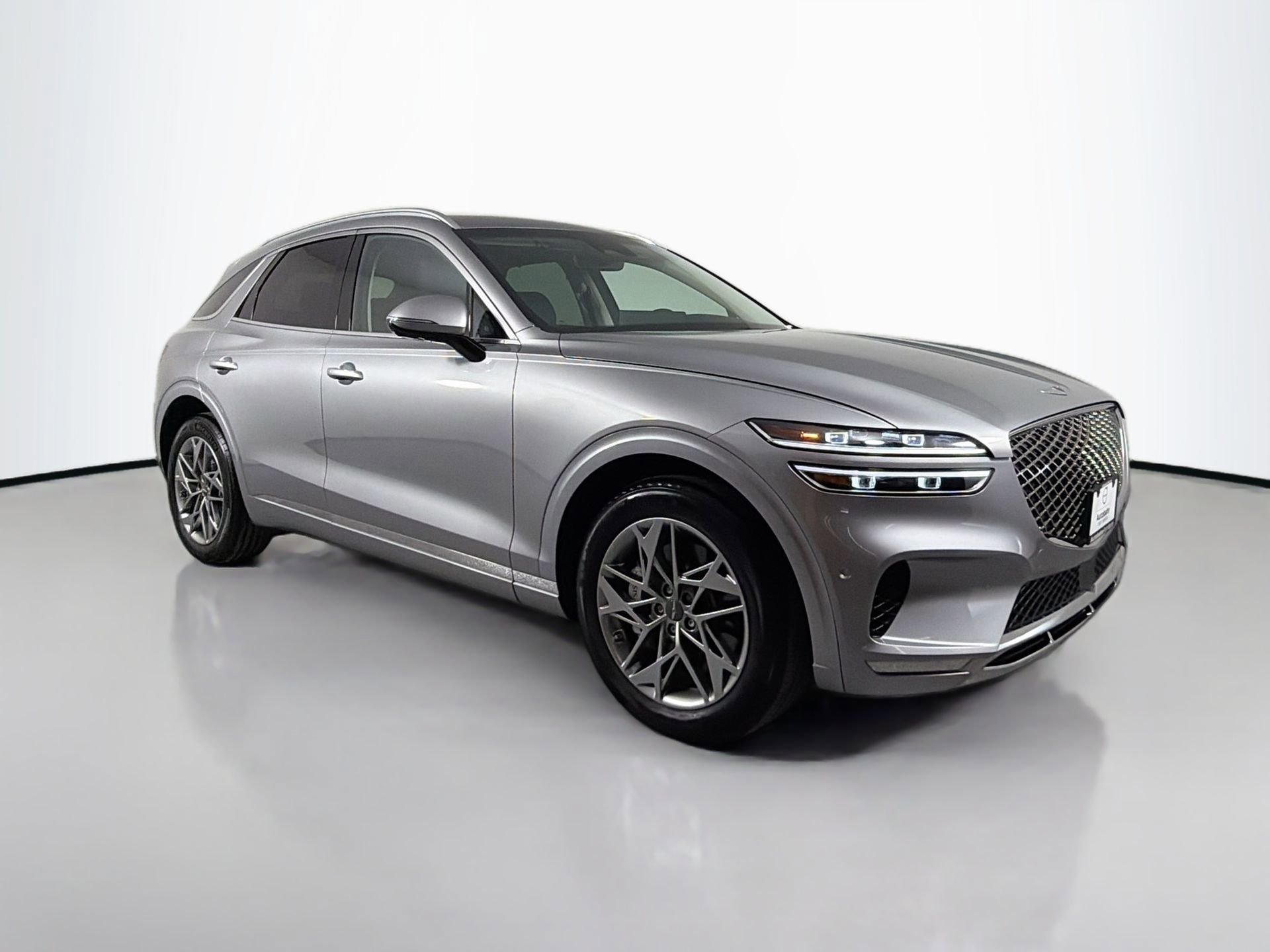 Used 2023 Genesis GV70 2.5T w/ Advanced Package image 3