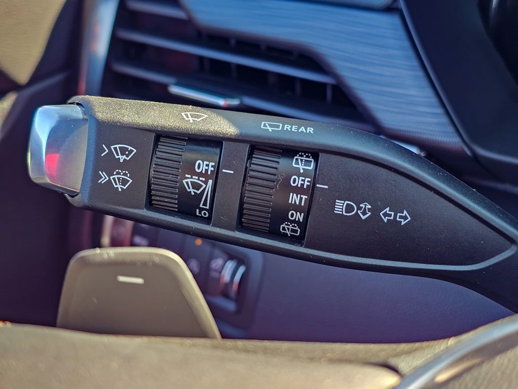 New 2026 GMC Acadia AT4 w/ Luxury Package image 20