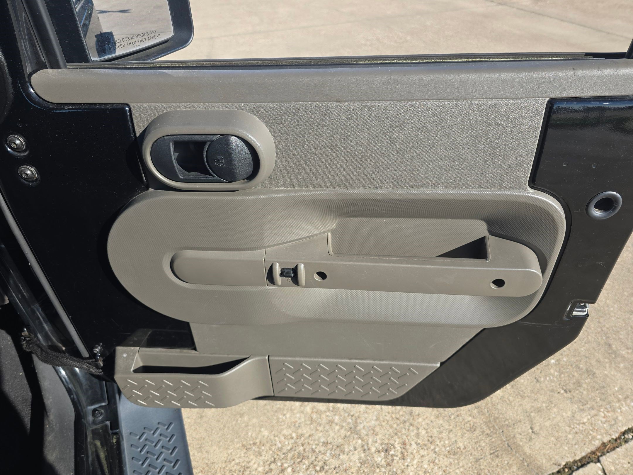 Used 2013 Ford F150 XLT w/ XLT Chrome Pkg image 24