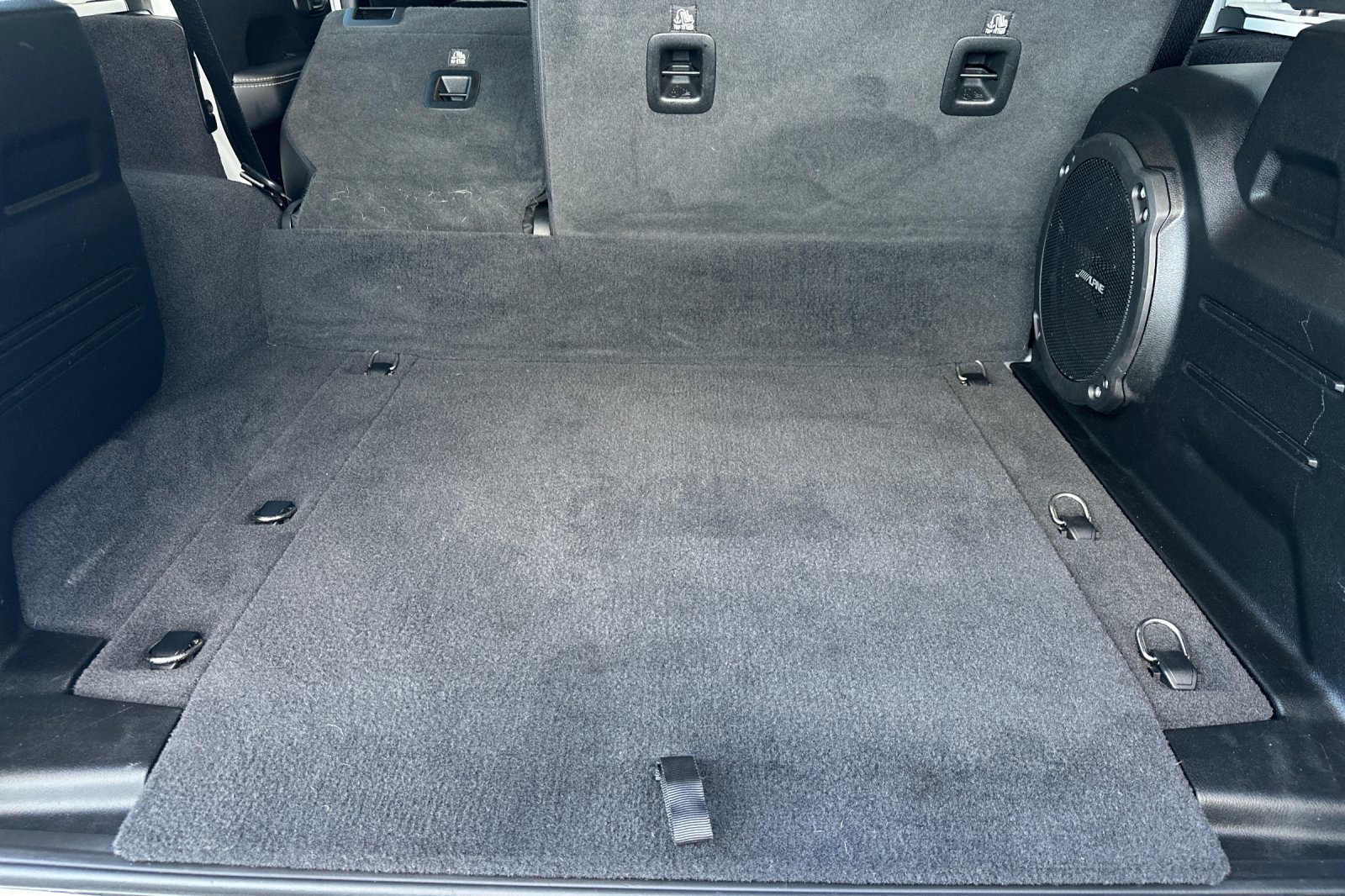 Used 2021 Jeep Wrangler Unlimited Sahara w/ Cold Weather Group image 33