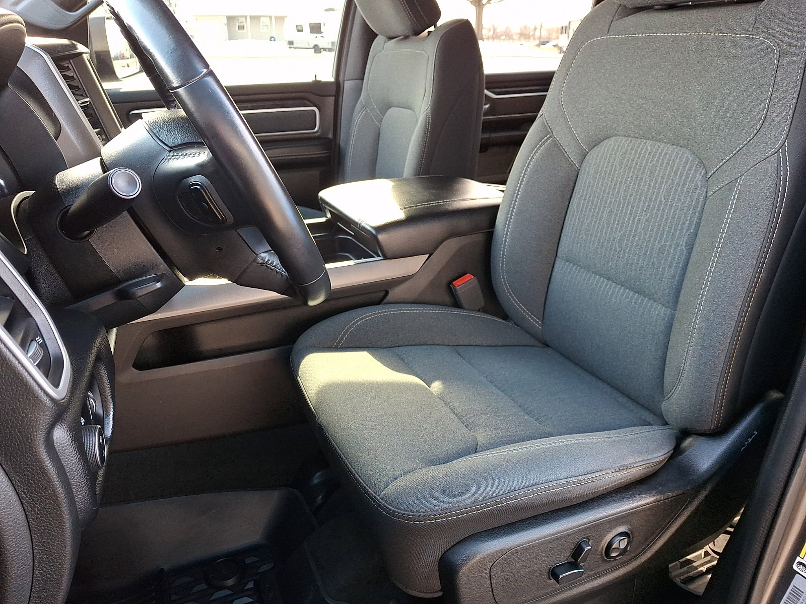 Used 2020 RAM 1500 Big Horn image 13