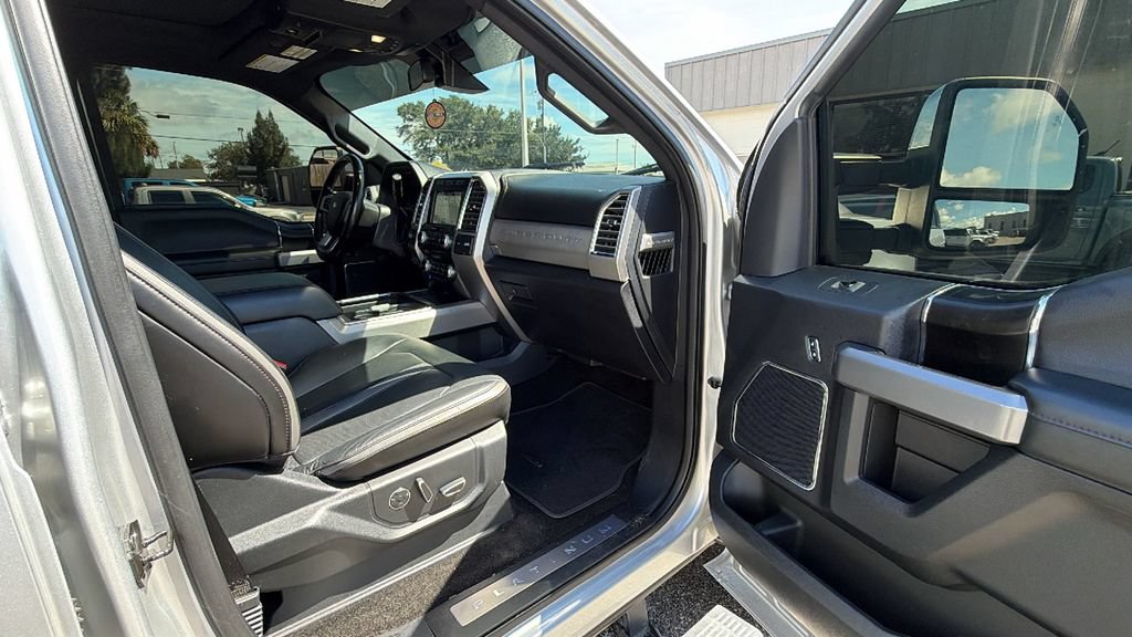 Used 2018 Ford F250 Platinum w/ Platinum Ultimate Package AWD/4WD image 27