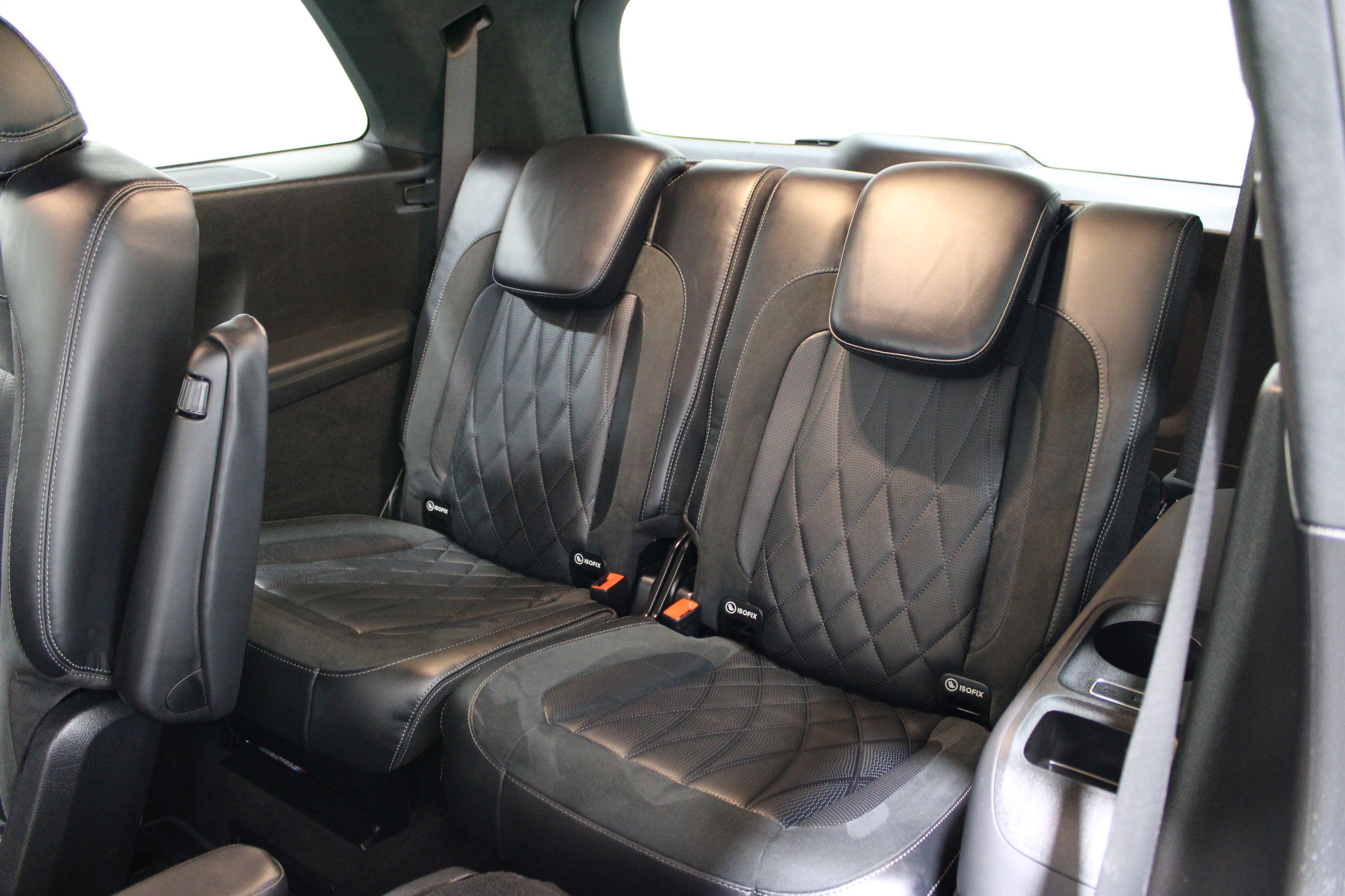 Used 2023 Mercedes-Benz GLS 63 AMG 4MATIC w/ Warmth & Comfort Package image 42