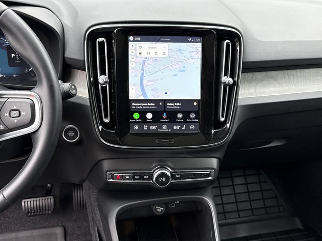 Used 2026 Volvo XC40 B5 Plus AWD/4WD image 21