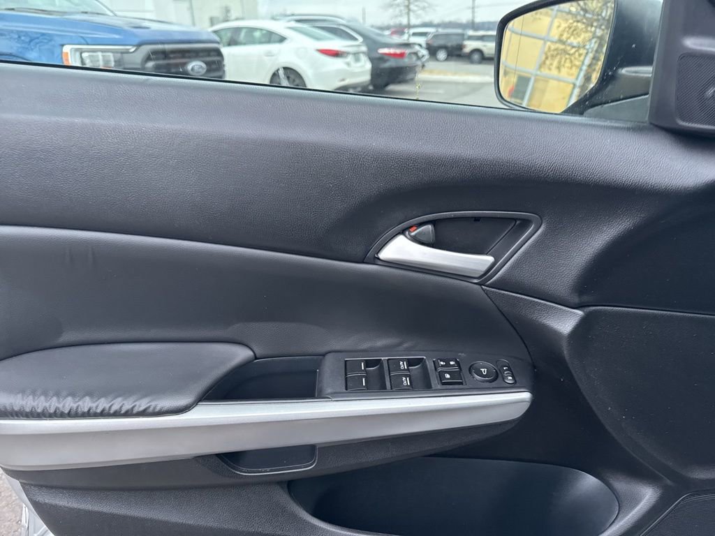 Used 2013 Honda Crosstour EX image 11