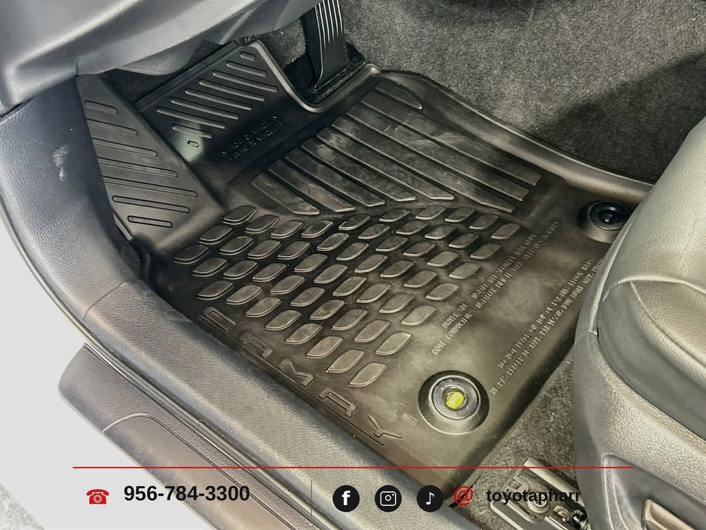 Used 2024 Toyota Camry SE AWD/4WD image 10