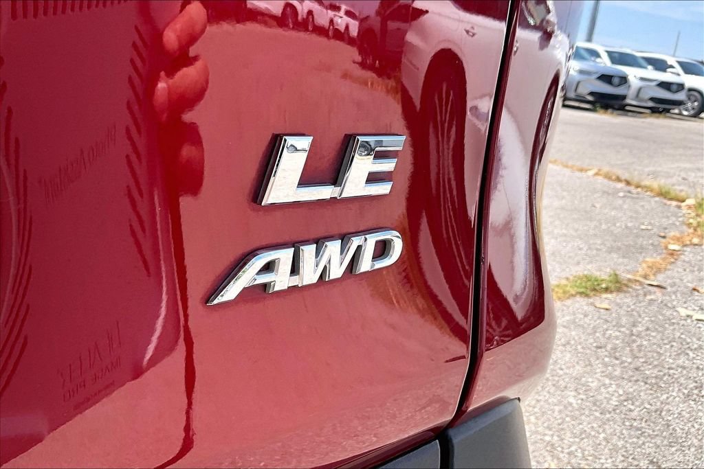 Used 2024 Toyota RAV4 LE AWD/4WD image 42
