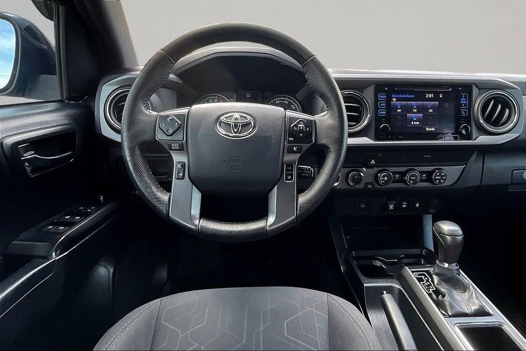 Used 2019 Toyota Tacoma TRD Off-Road AWD/4WD image 9