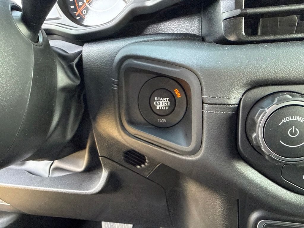 New 2026 Jeep Wrangler Unlimited Rubicon AWD/4WD image 15