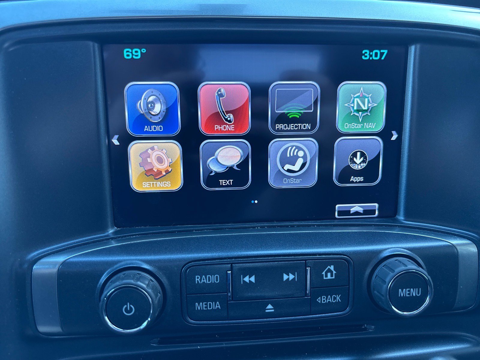 Used 2017 Chevrolet Silverado 1500 LT w/ Midnight Edition image 31