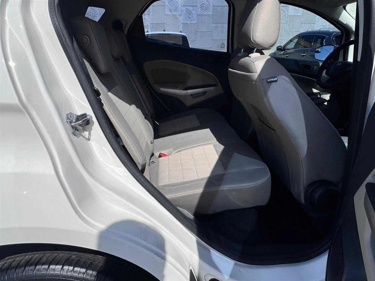 Used 2018 Ford EcoSport S FWD image 34