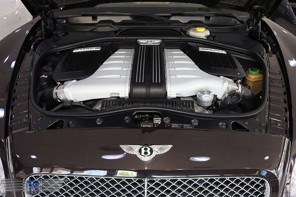 Used 2014 Bentley Continental GT image 32