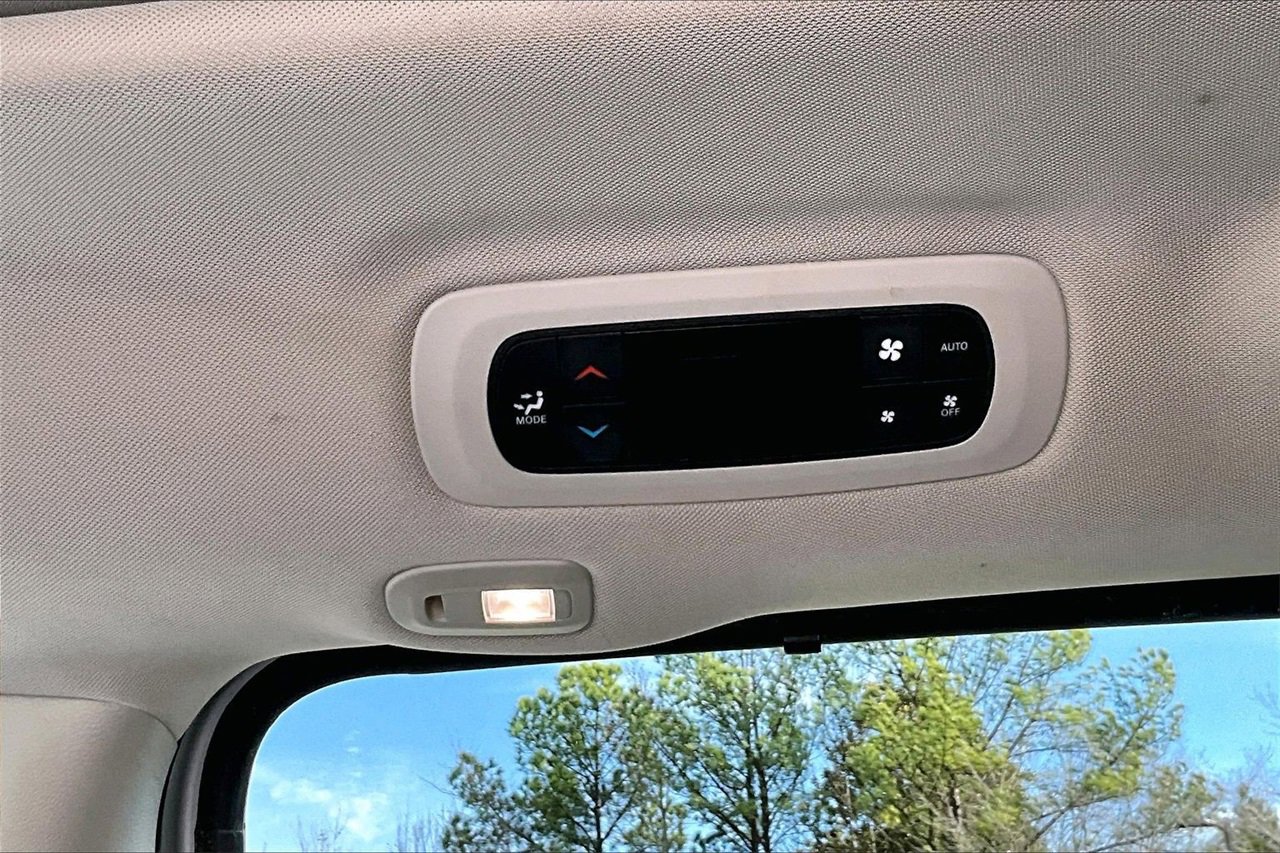 Certified 2022 Chrysler Pacifica Limited image 17