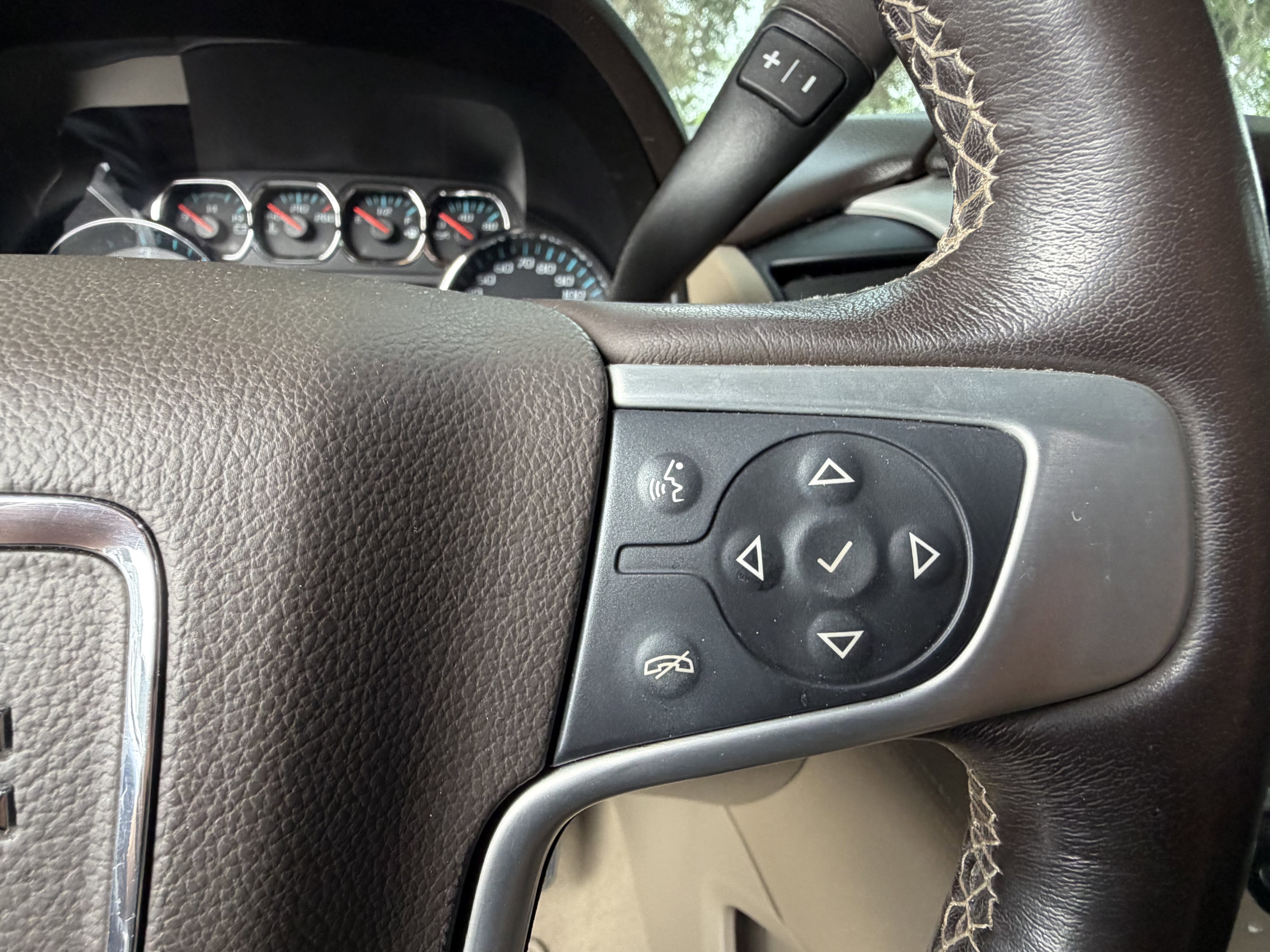 Used 2019 GMC Yukon SLT w/ Open Road Package RWD image 20