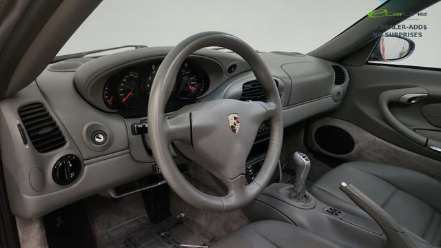 Used 2001 Porsche 911 Carrera RWD image 54