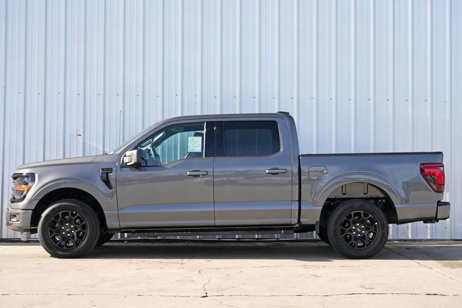 Used 2025 Ford F150 XLT w/ Equipment Group 301A Standard image 9