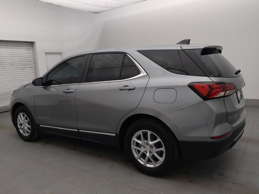 Used 2023 Chevrolet Equinox LT image 3