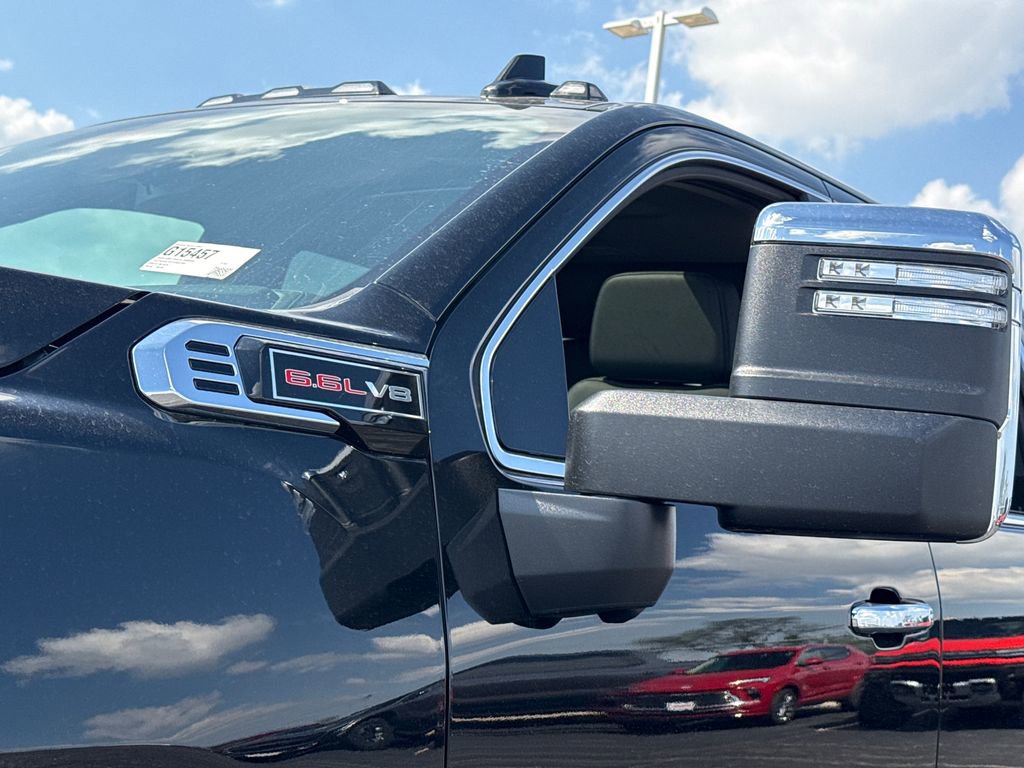 New 2026 GMC Sierra 3500 SLT w/ SLT Premium Package AWD/4WD image 13