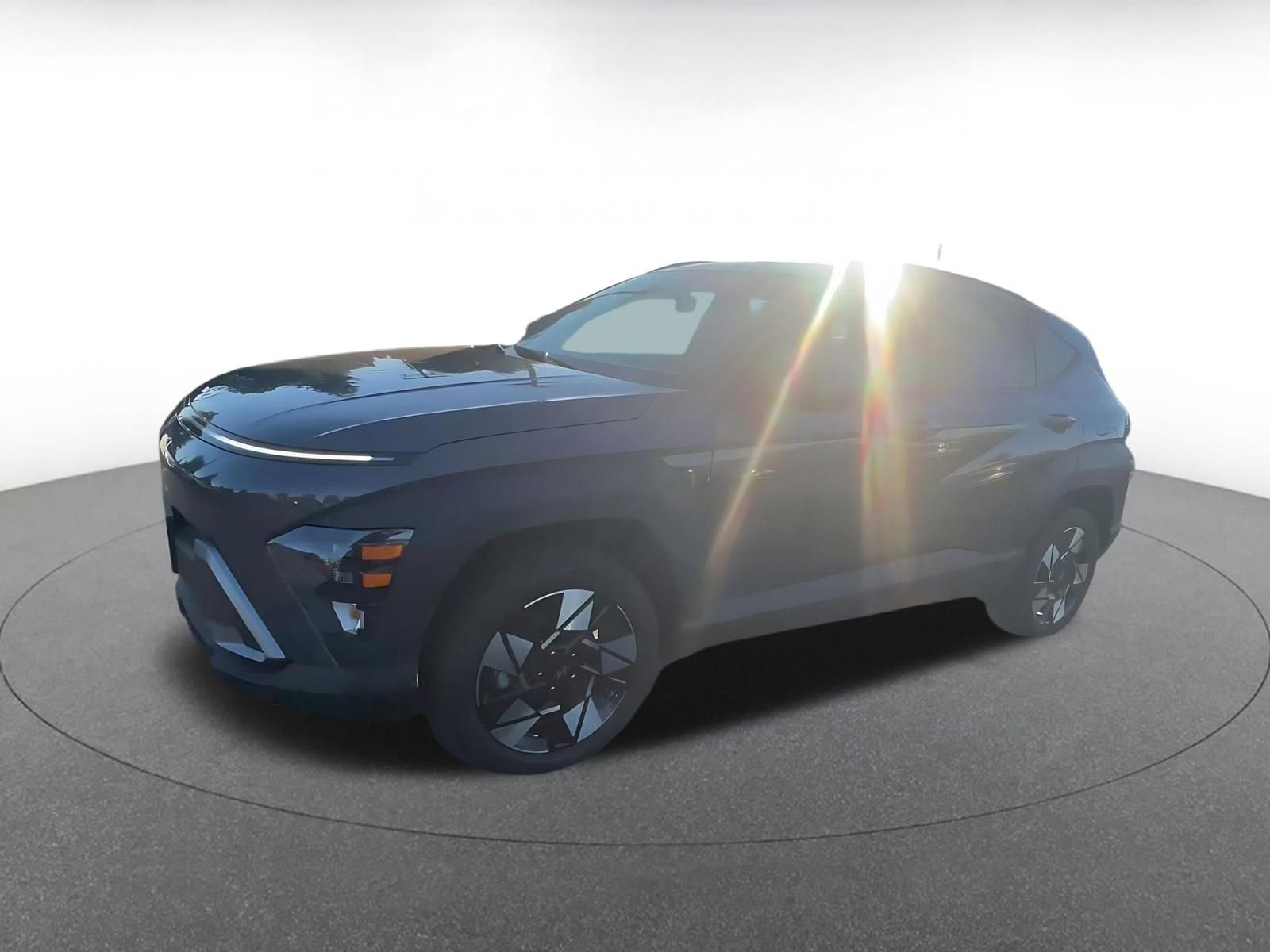 Used 2025 Hyundai Kona SEL image 7