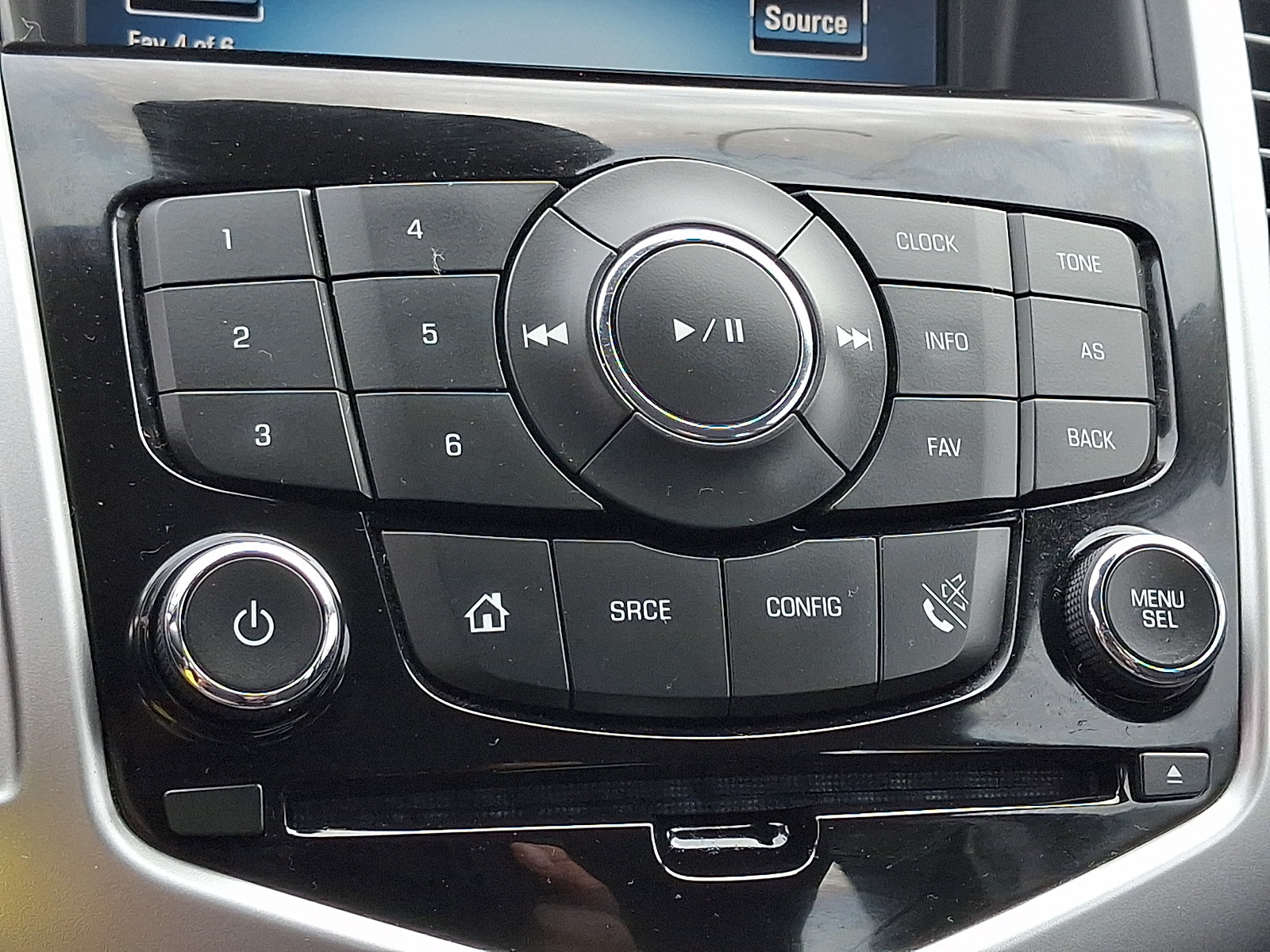 Used 2016 Chevrolet Cruze LT w/ Technology Package FWD image 17